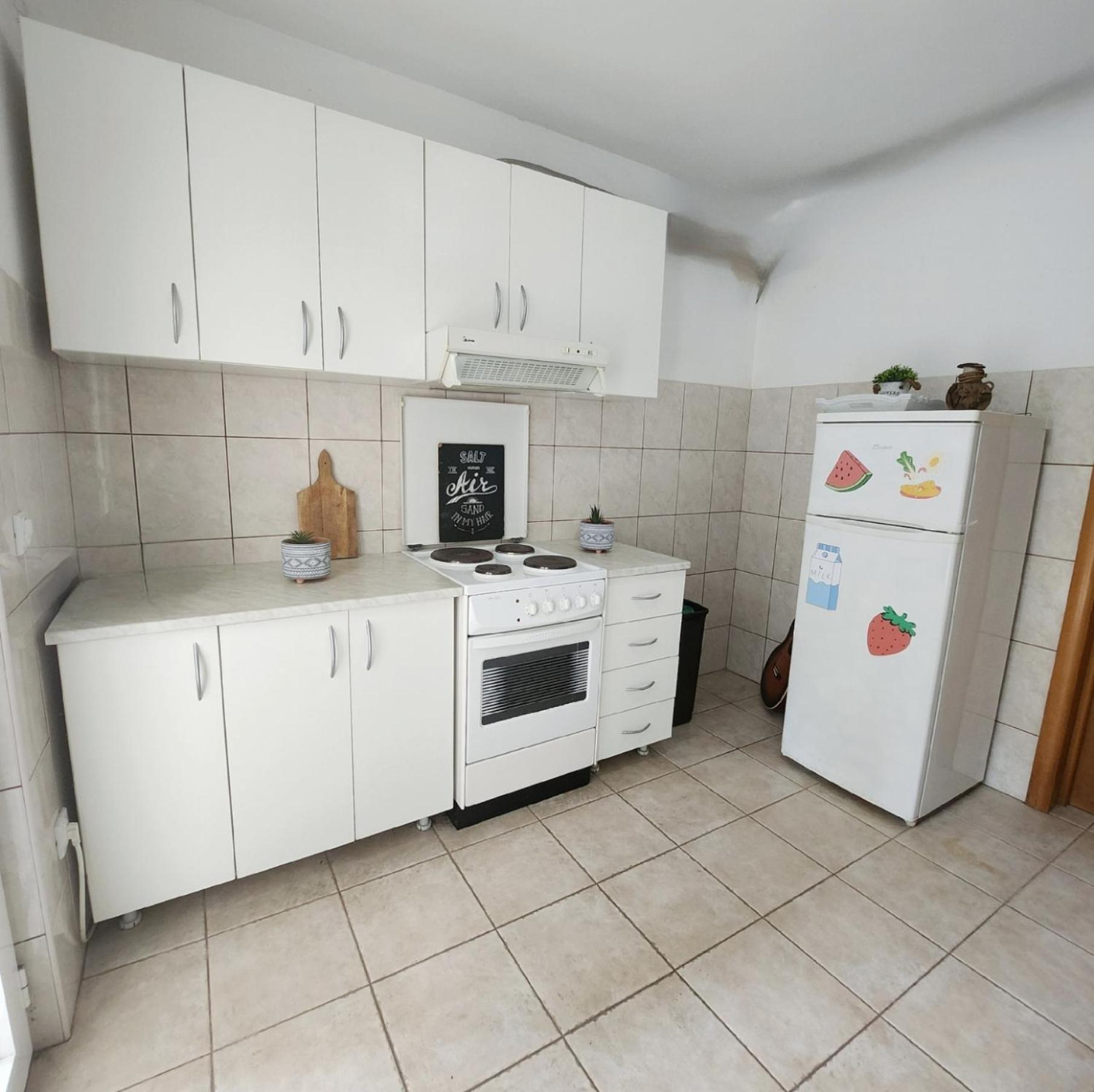 Bela Kuca Studio Apartments-Na Korak Do Mora-A Step To The Sea Rafajlovići Eksteriør bilde