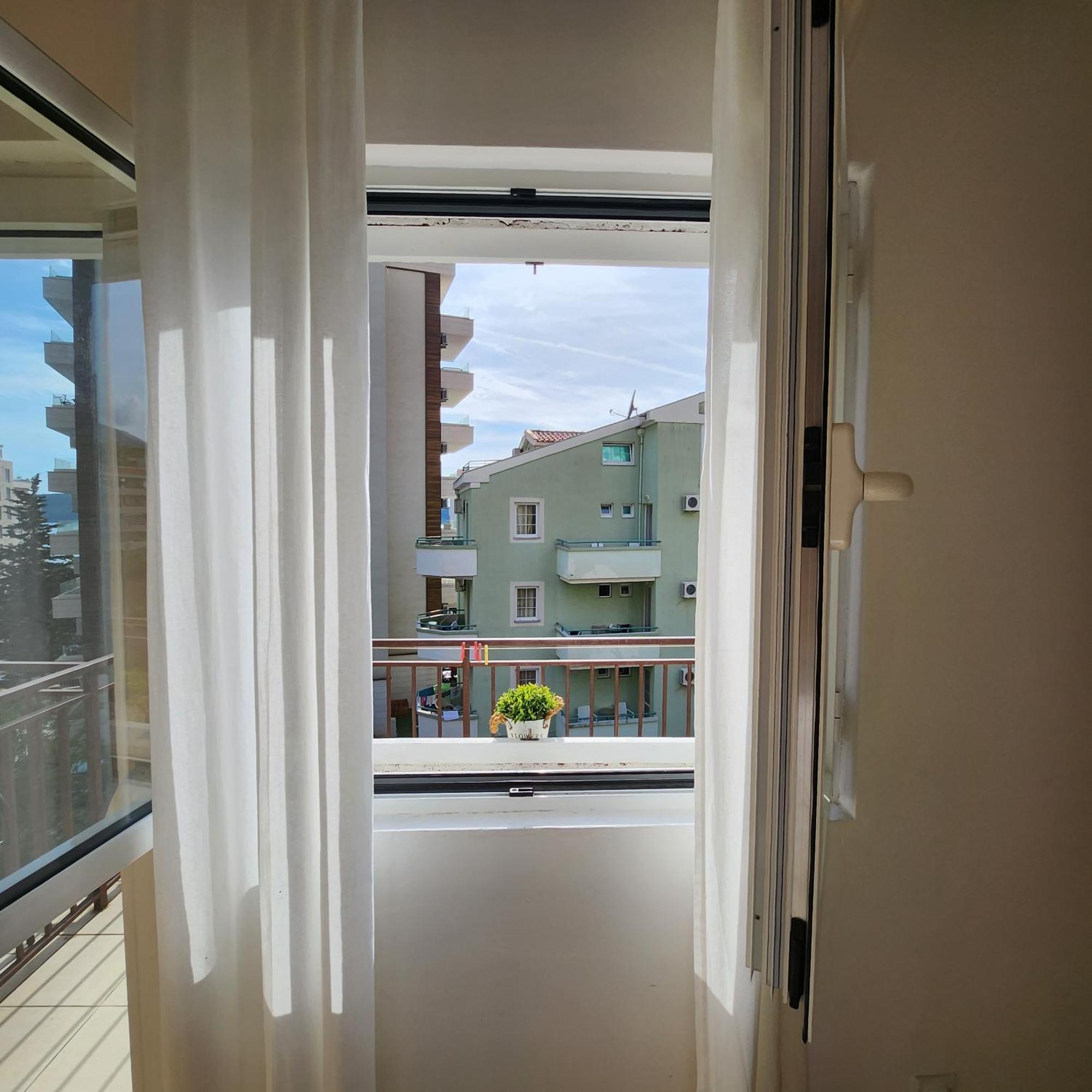 Bela Kuca Studio Apartments-Na Korak Do Mora-A Step To The Sea Rafajlovići Eksteriør bilde