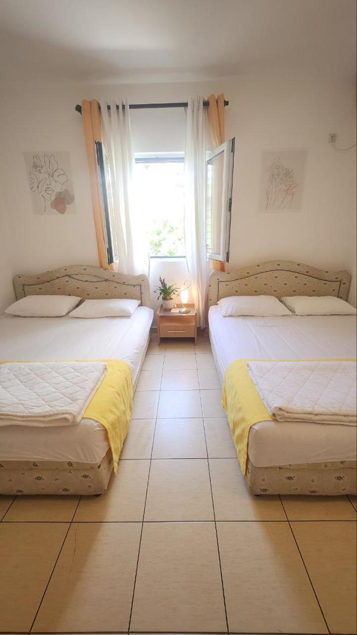 Bela Kuca Studio Apartments-Na Korak Do Mora-A Step To The Sea Rafajlovići Eksteriør bilde