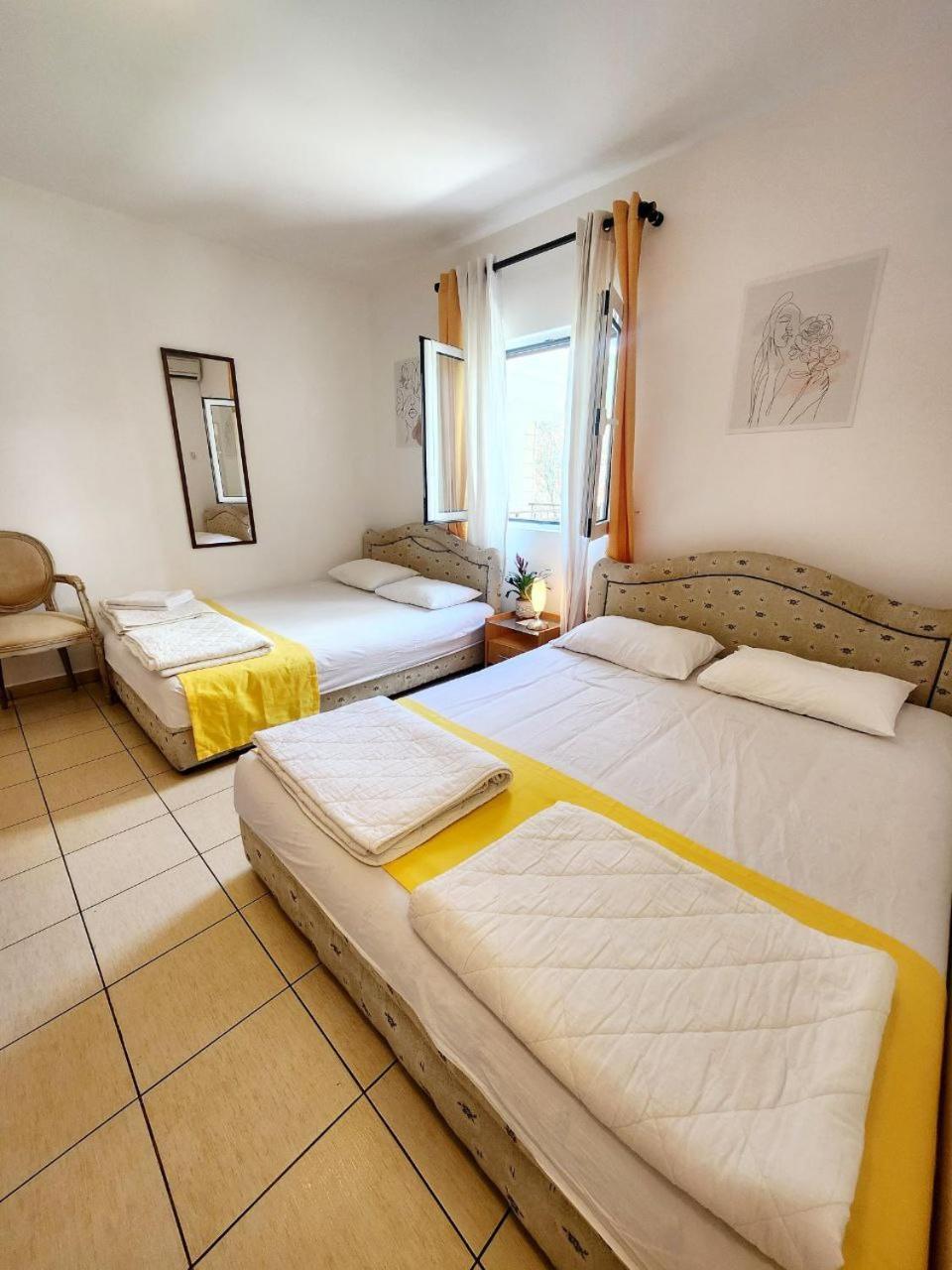 Bela Kuca Studio Apartments-Na Korak Do Mora-A Step To The Sea Rafajlovići Eksteriør bilde